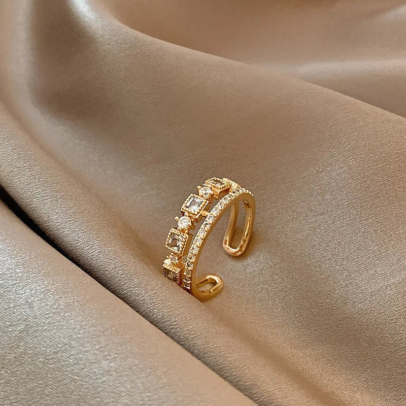 Irregular Hollow Rings