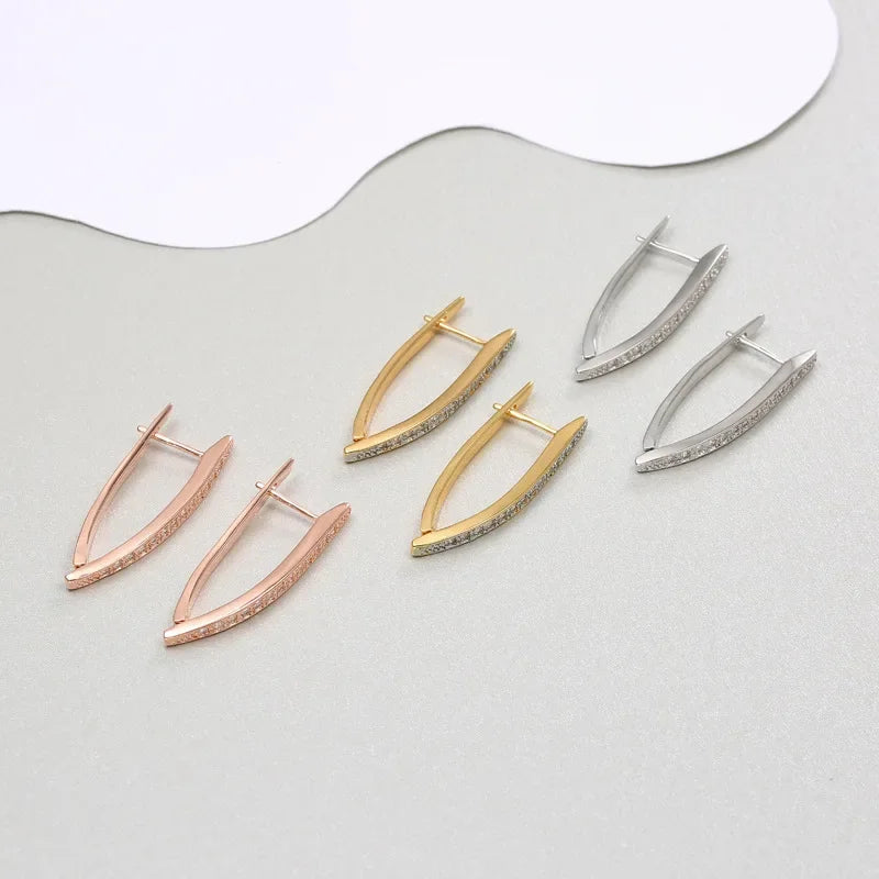 18K gold earrings