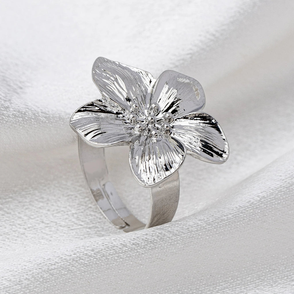 Ring with a Flower Design